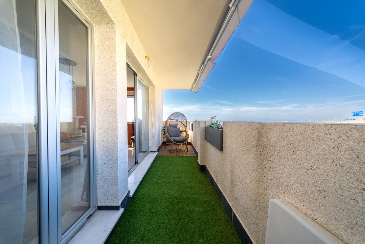 3 Bed Tussenverdieping Appartement in Riviera del Sol in Riviera del Sol, Appartement