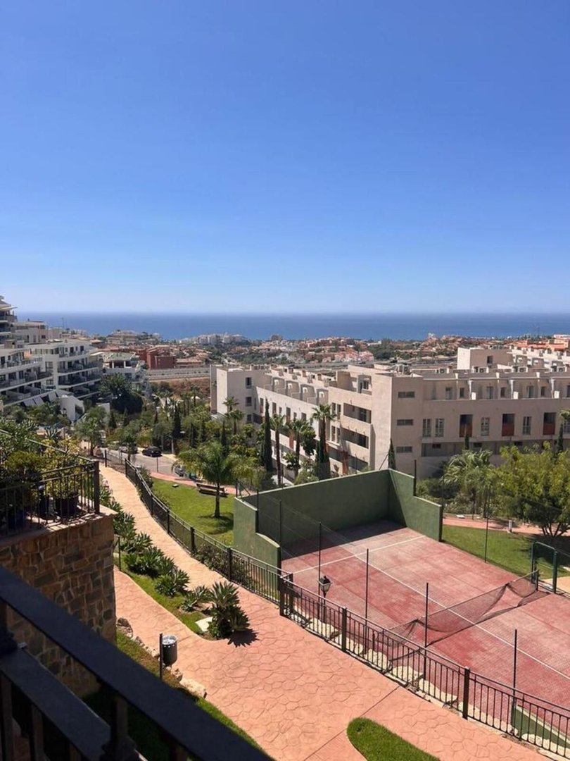 3 Bed Middle Floor Apartment in Riviera del Sol in Riviera del Sol, Apartment