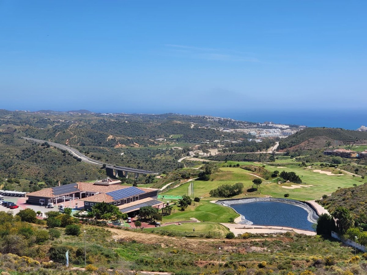 3 Bed Middle Floor Apartment in Riviera del Sol