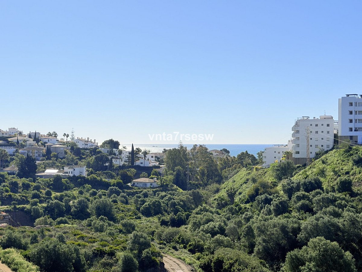 3 Bed Middle Floor Apartment in Riviera del Sol in Riviera del Sol, Apartment