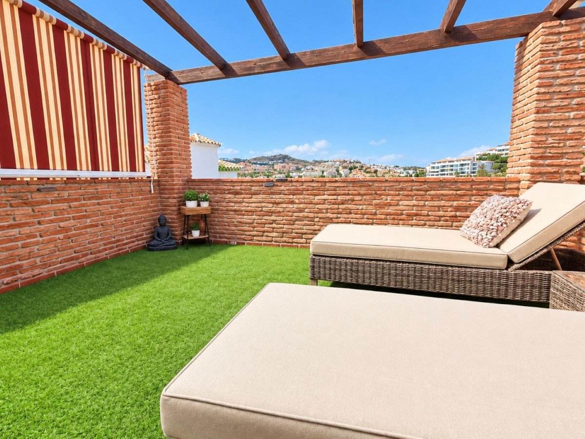 3 Bed Tomannsbolig in Riviera del Sol
