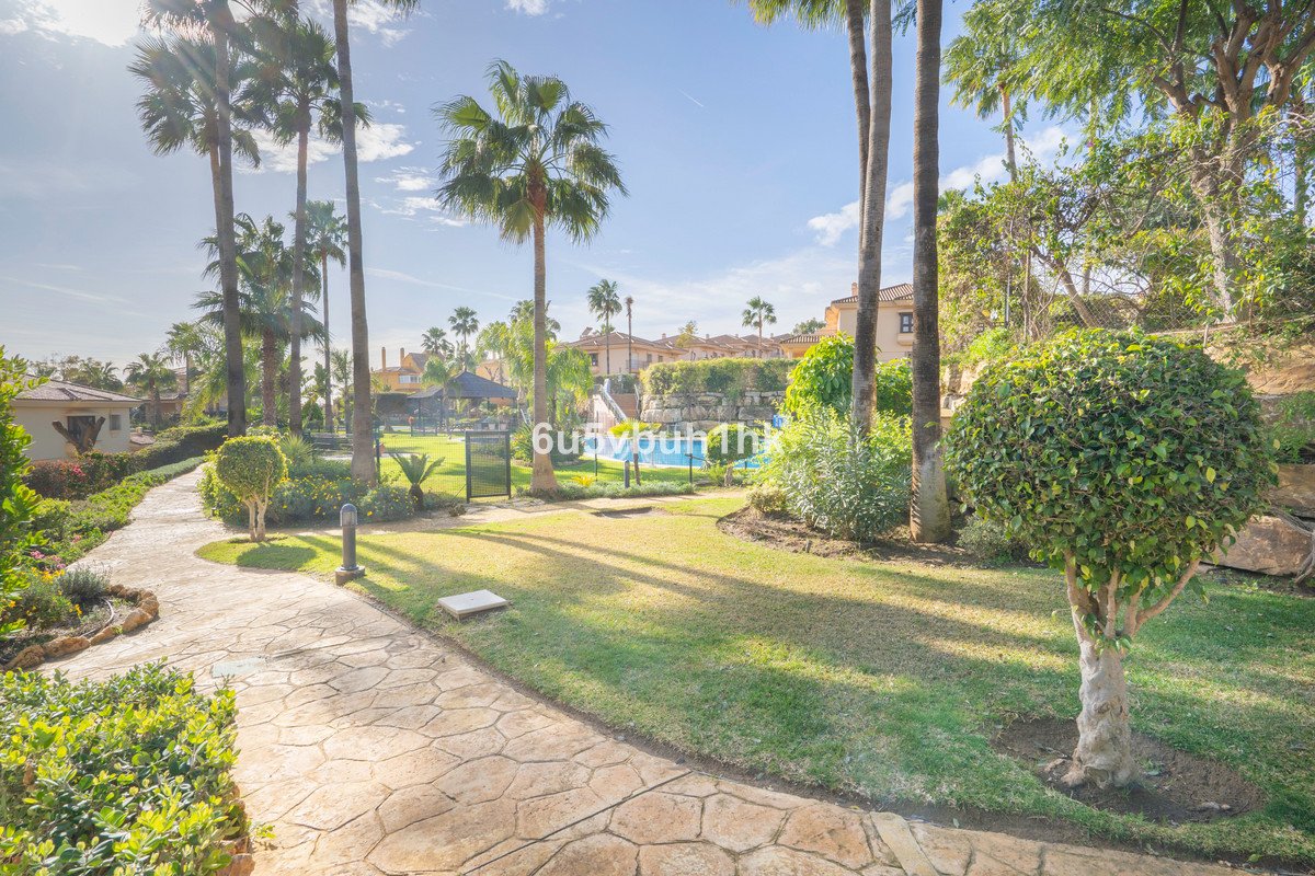 3 Bed بيت مدينة in Riviera del Sol في Riviera del Sol, منزل