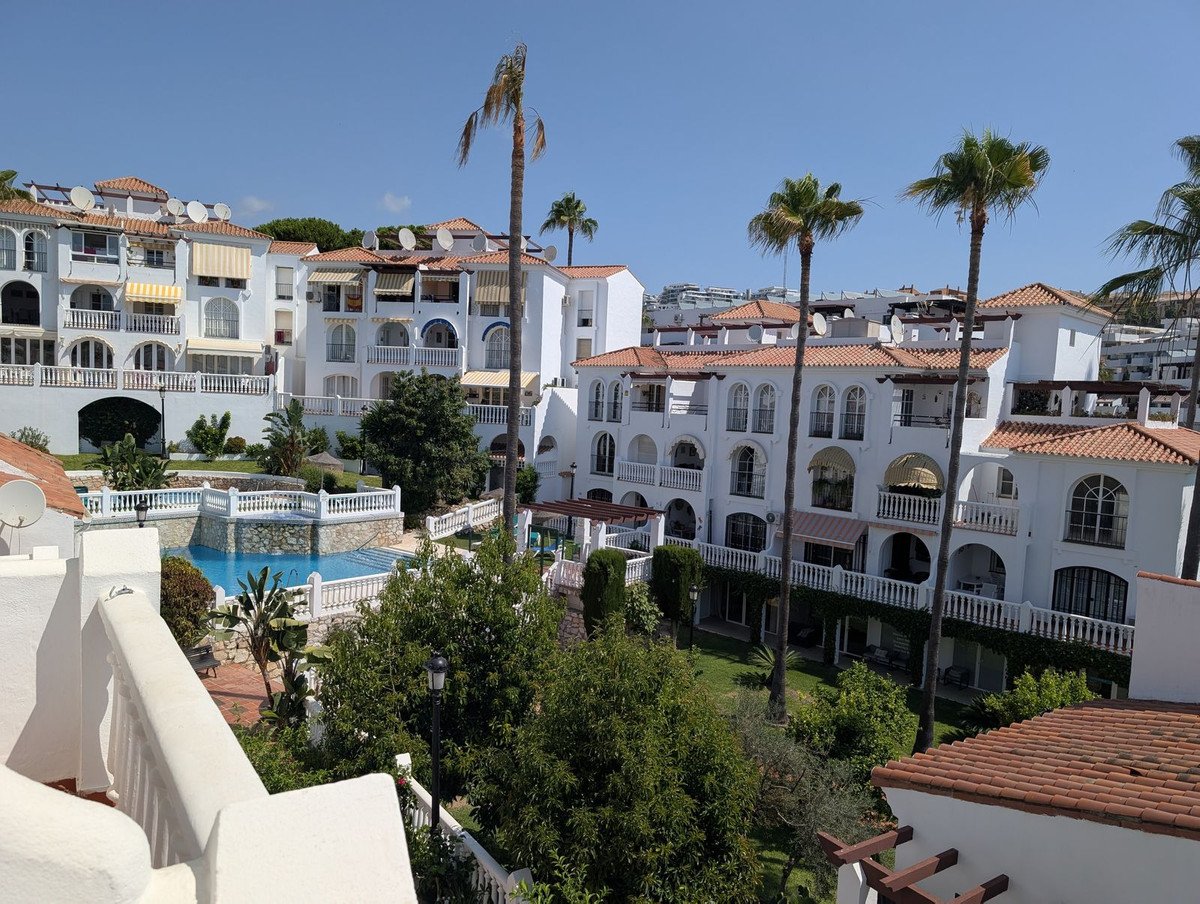 3 Bed Townhouse in Riviera del Sol in Riviera del Sol, Townhouse