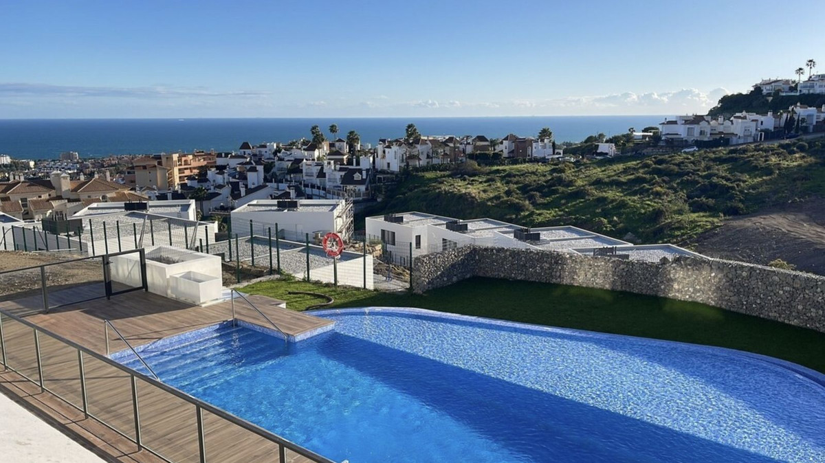 4 Bed بيت مدينة in Riviera del Sol في Riviera del Sol, تاون هاوس