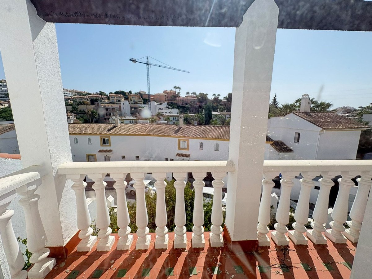 4 Bed Townhouse in Riviera del Sol in Riviera del Sol, Townhouse