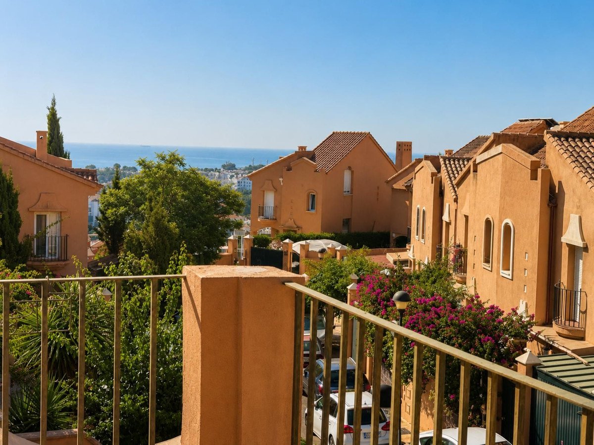 3 Bed Detached Villa in Riviera del Sol in Riviera del Sol, Detached Villa
