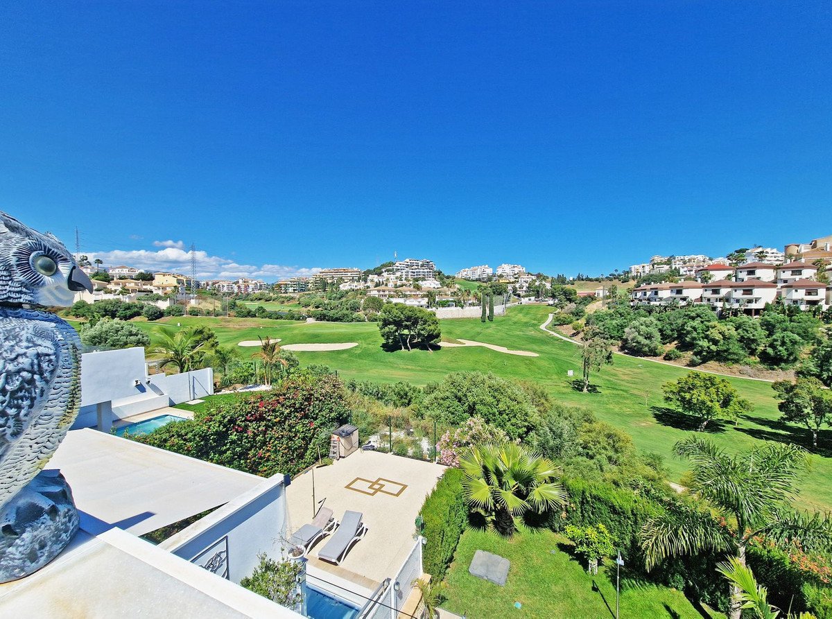 3 Bed Semi-Detached House in Riviera del Sol in Riviera del Sol — Semi-Detached House