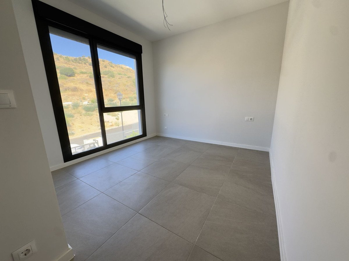 3 Bed منزل شبه منفصل in Riviera del Sol في Riviera del Sol, فيلا شبه منفصلة