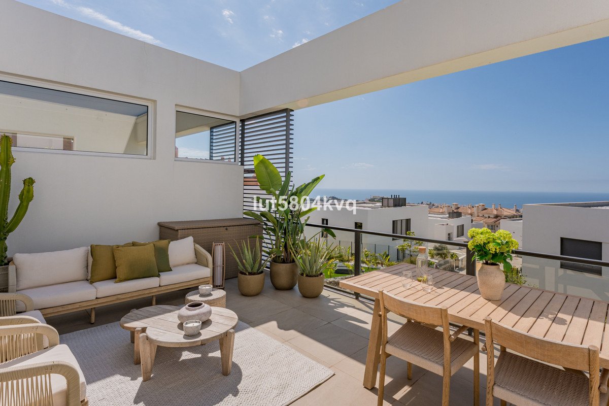 3 Bed Halfvrijstaand Huis in Riviera del Sol in Riviera del Sol, Halfvrijstaande woning