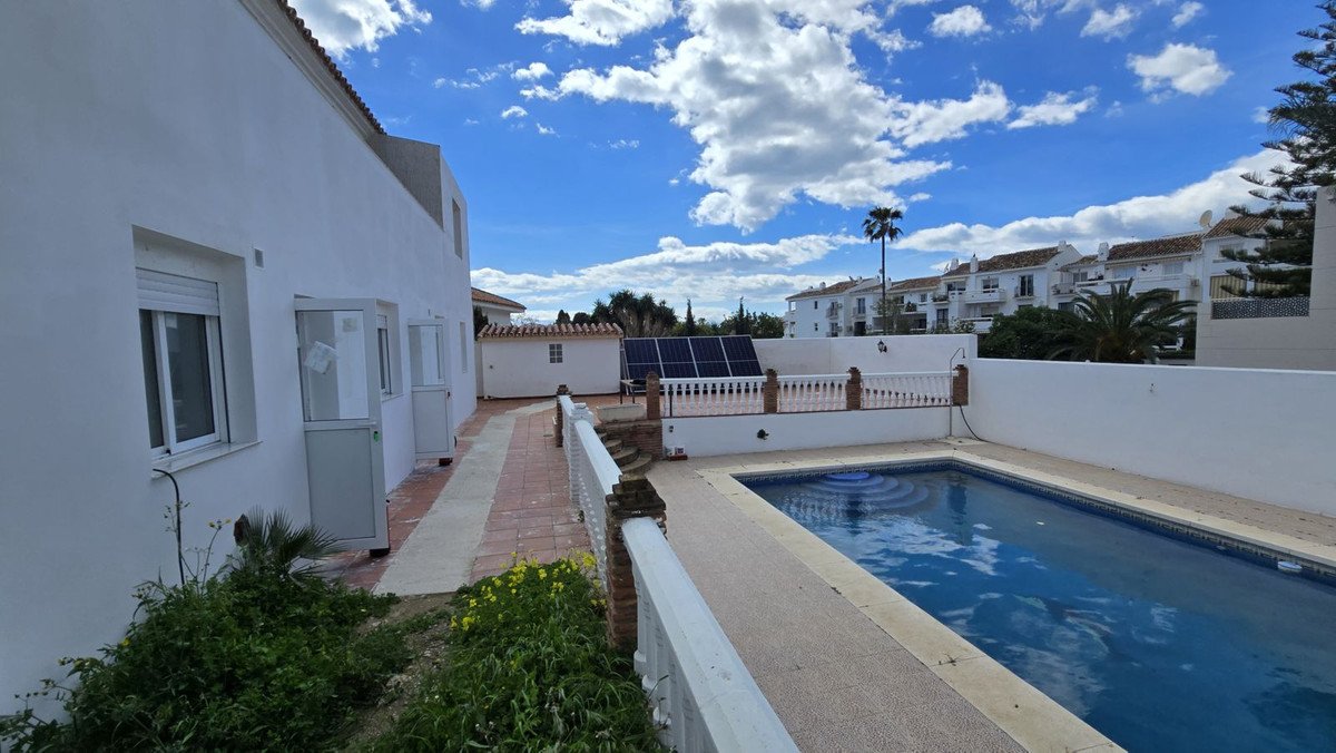 8 Bed Vrijstaande Villa in Riviera del Sol in Riviera del Sol, Vrijstaande Villa