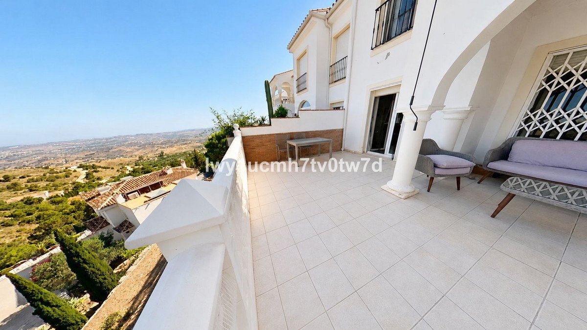 3 Bed Townhouse in Mijas in Mijas, Townhouse