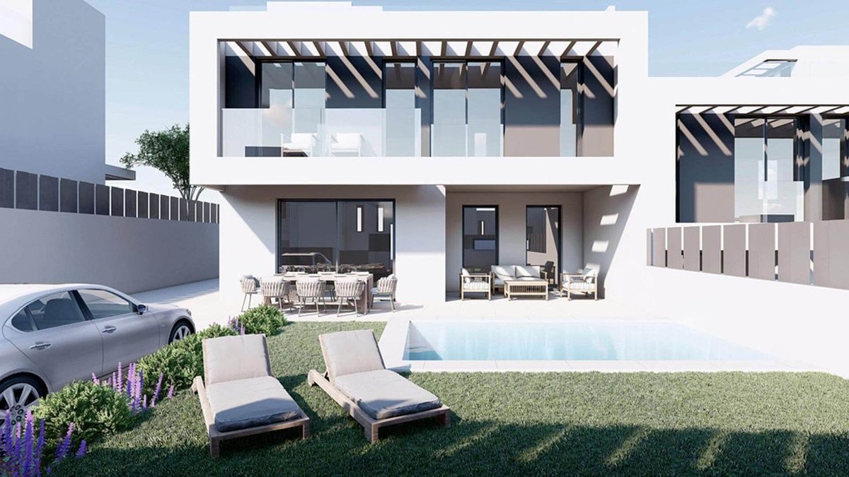 3 Bed بيت مدينة in La Cala de Mijas في Mijas, تاونهاوس