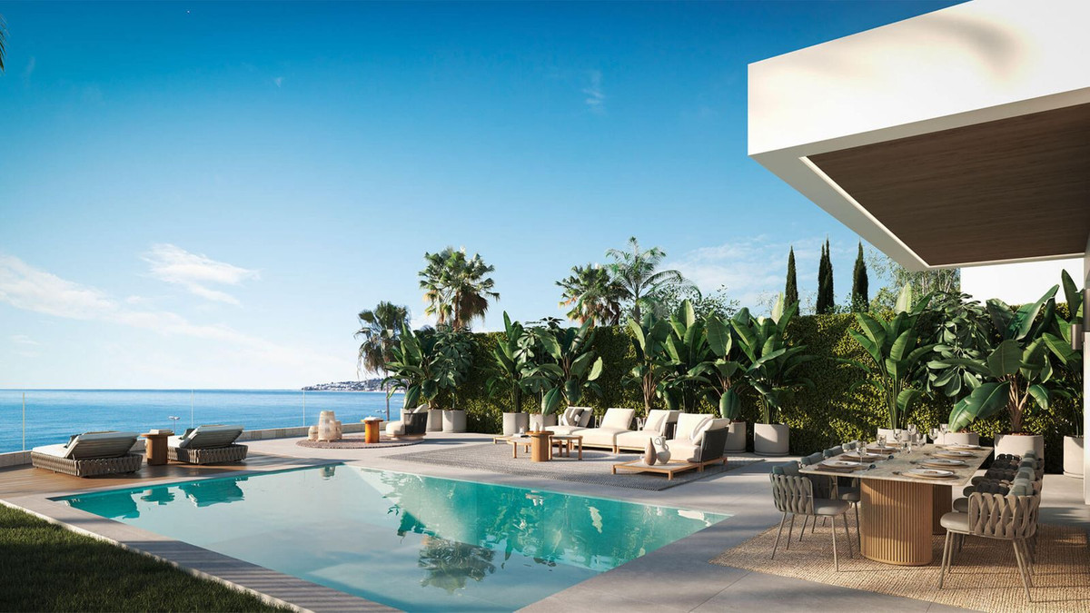 Luxe villa met zwembad en uitzicht op de oceaan.