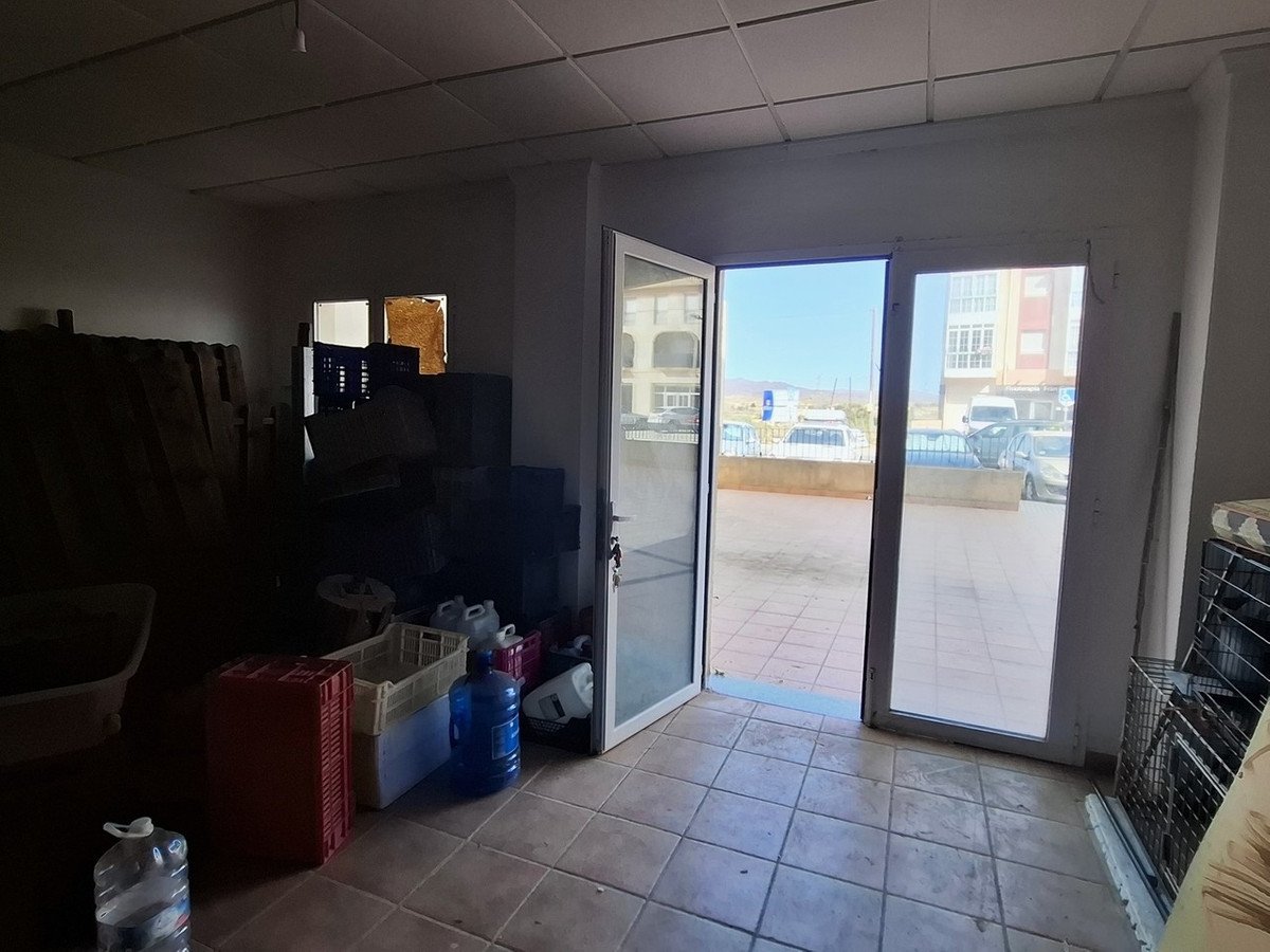 Commercial in Turre in Turre, Commercial
