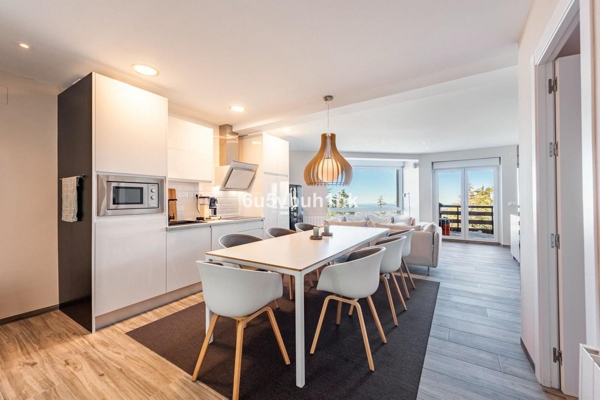 3 Bed Wohnung im Mittelgeschoss in Monachil in Monachil, 