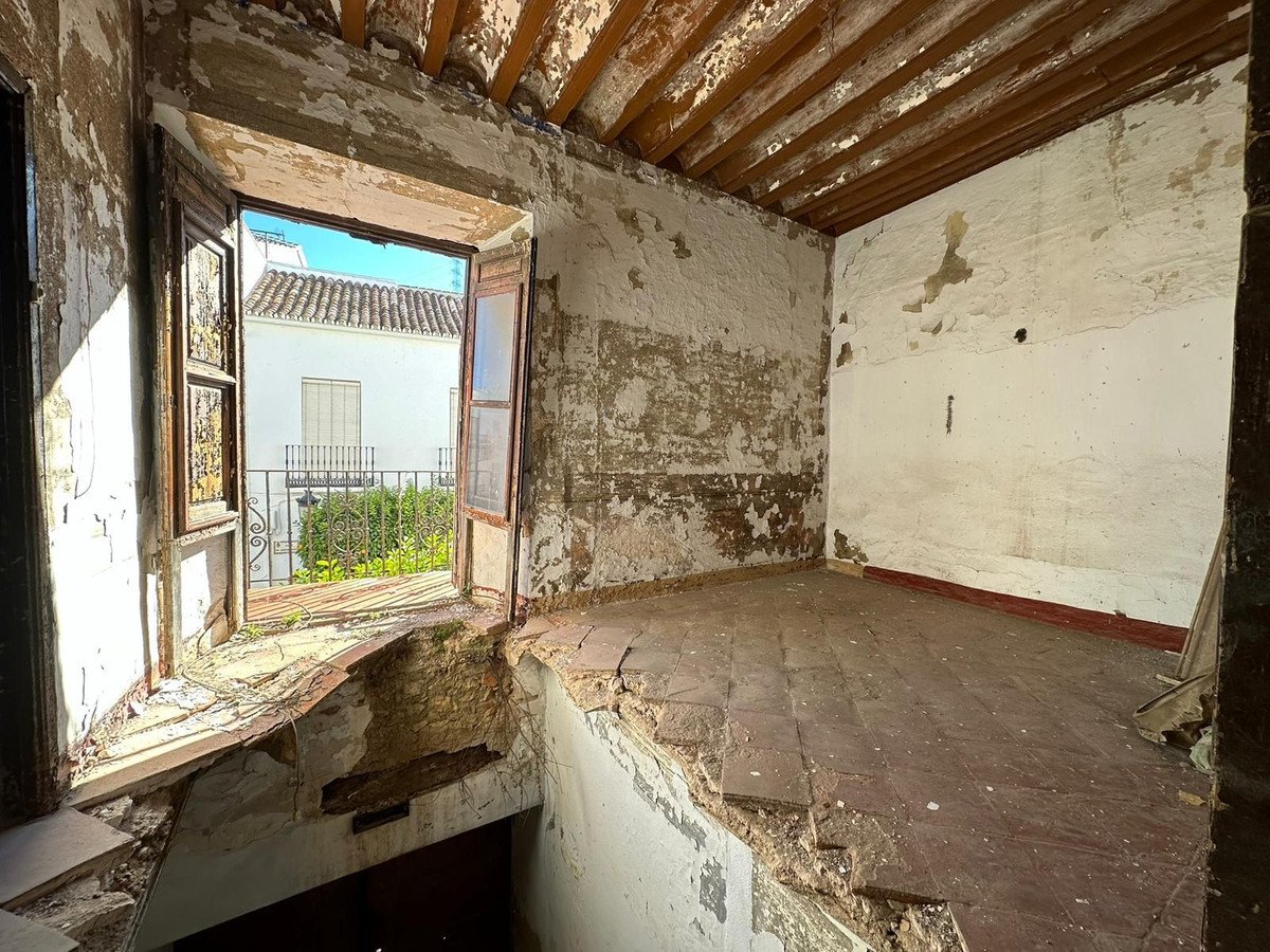 3 Bed Σπίτι σε σειρά in Monda σε Monda, Αρχοντικό