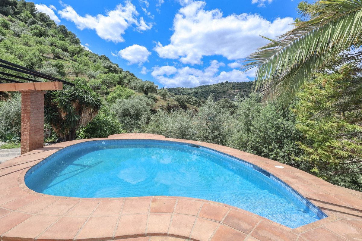 3 Bed Detached Villa in Monda in Monda, Detached Villa