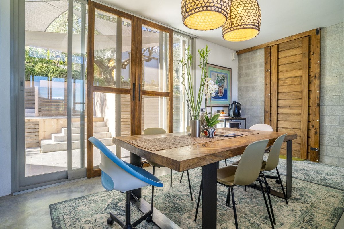 4 Bed Vrijstaande Villa in Monda in Monda, 