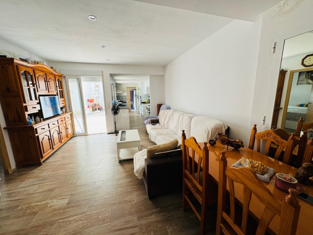 3 Bed Ground Floor Apartment in Orba in Orba, Apartment