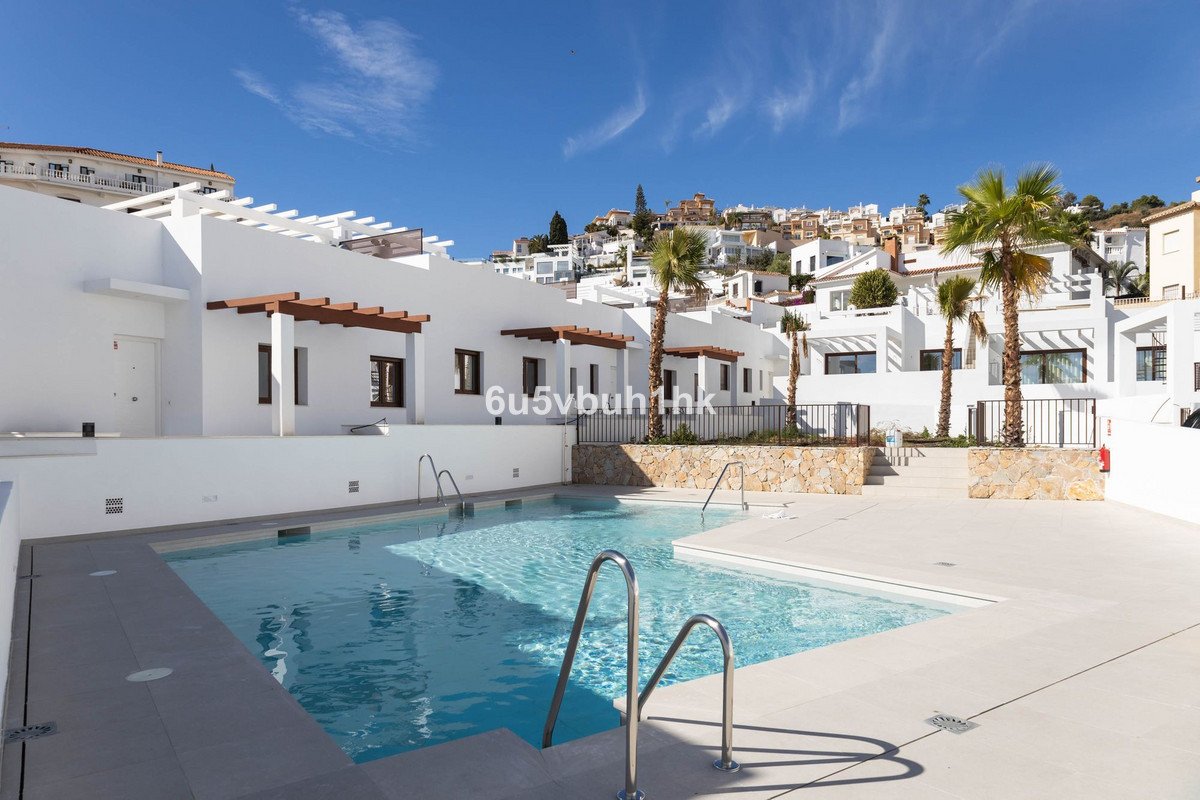 2 Bed Duplex in Nerja in Nerja, Duplex