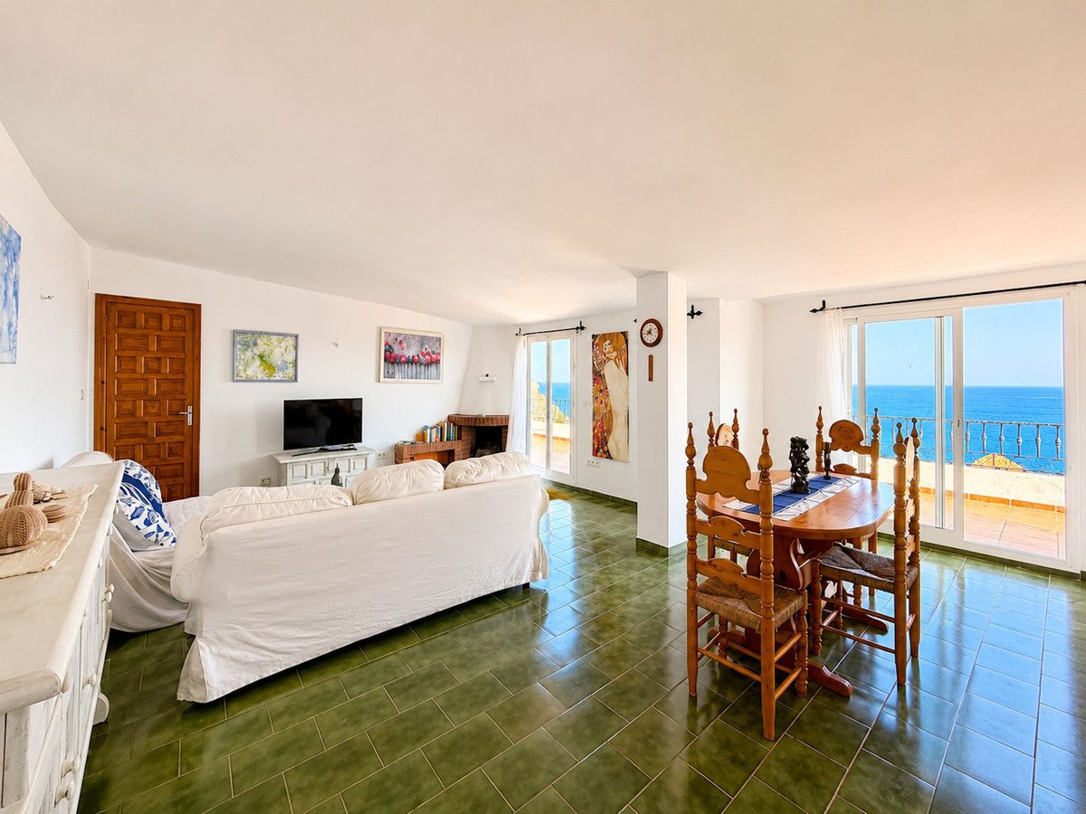 2 Bed Penthouse in Maro in Maro, Penthouse