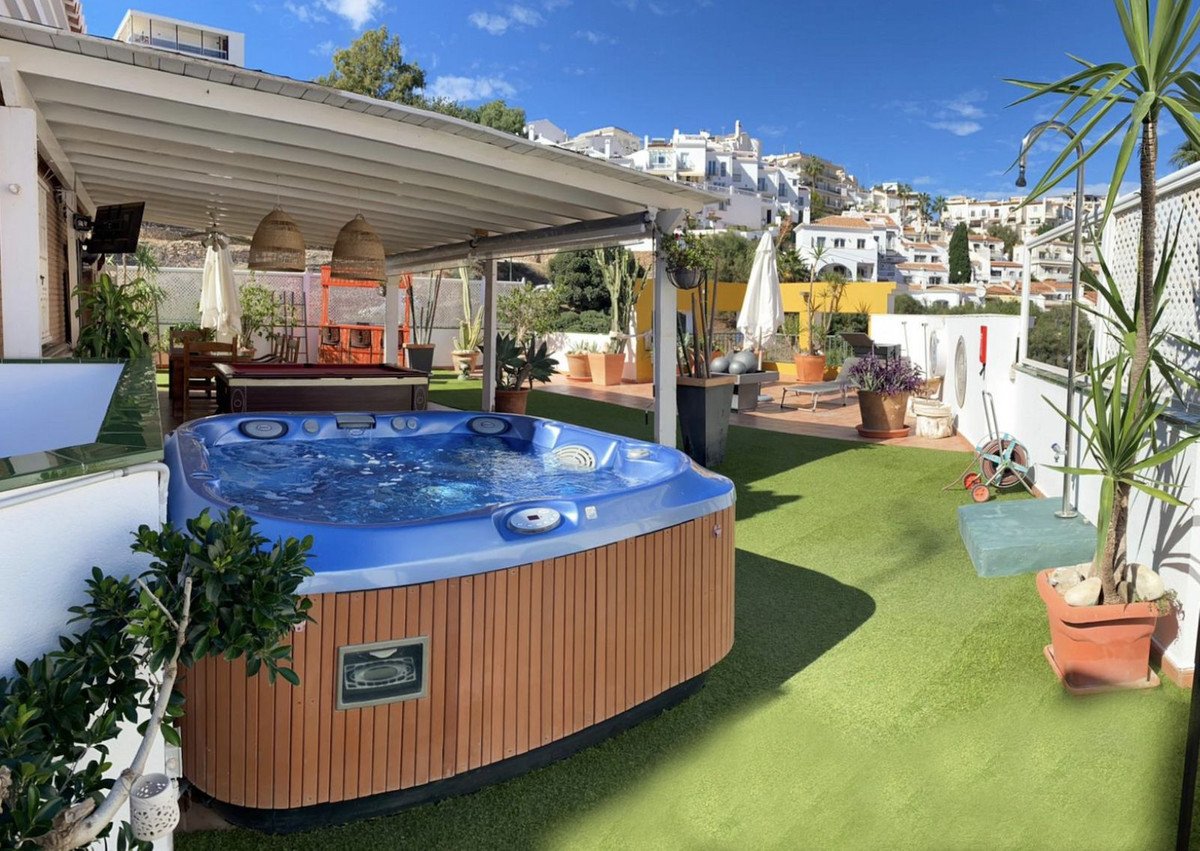 2 Bed Penthouse in Nerja in Nerja, Penthouse