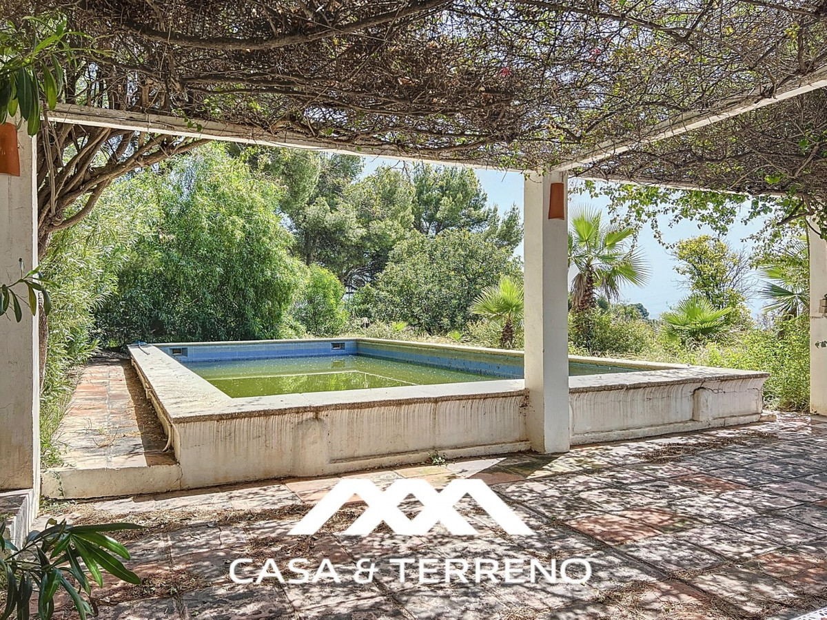 4 Bed فيلا مستقلة in Nerja في Nerja, فيلا منفصلة