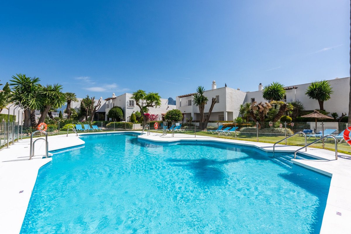 3 Bed Ground Floor Apartment in Nueva Andalucía in Nueva Andalucía, Apartment