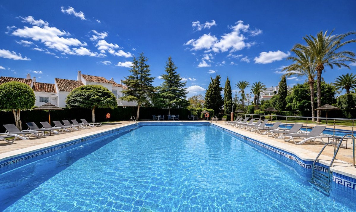 3 Bed Ground Floor Apartment in Nueva Andalucía in Nueva Andalucía, Apartment