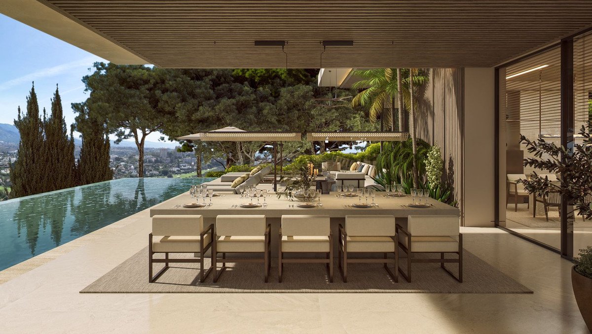 Residential Plot in Nueva Andalucía in Nueva Andalucía, Building Plot