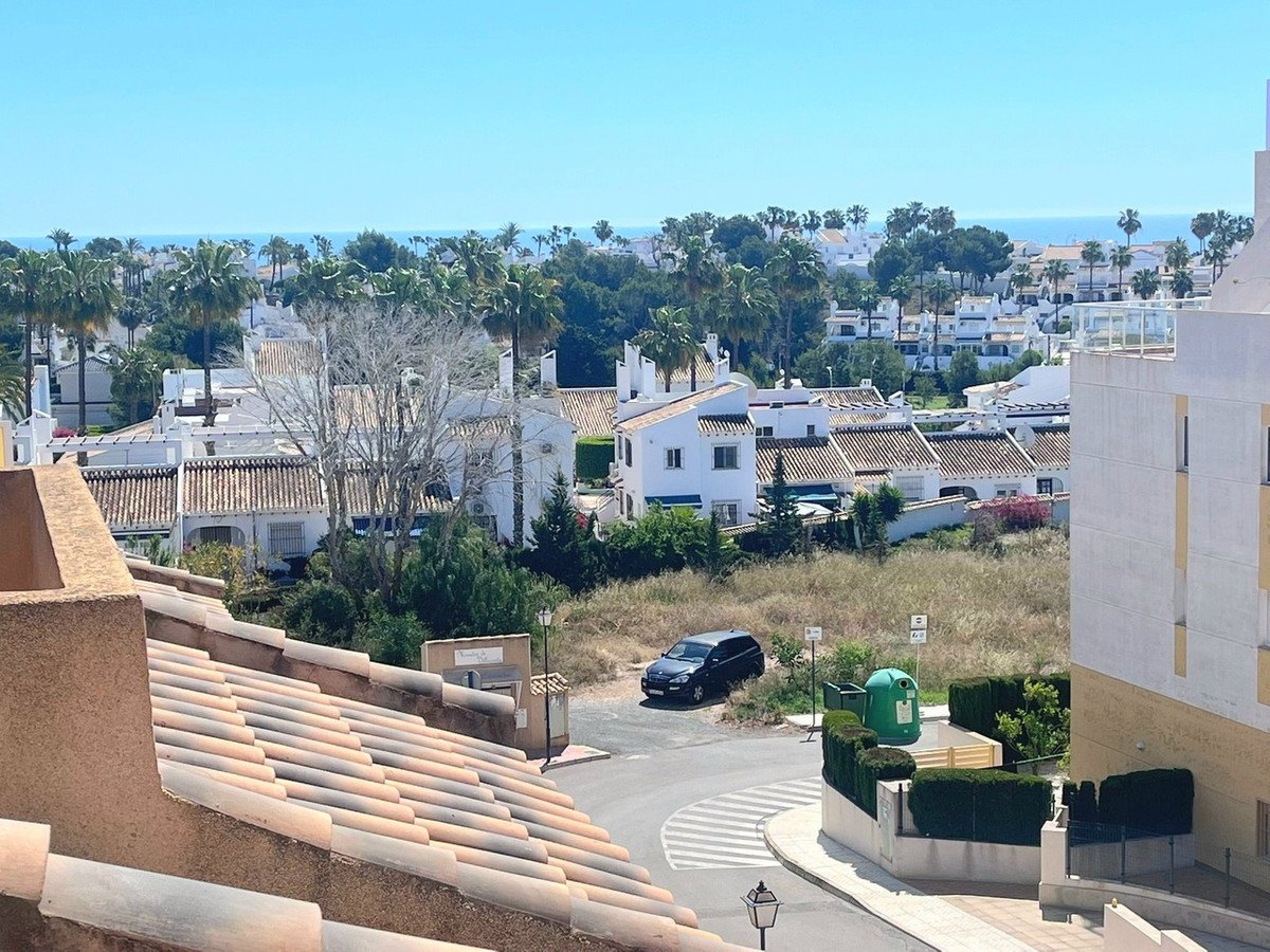 2 Bed Townhouse in Orihuela Costa in Orihuela Costa, Townhouse