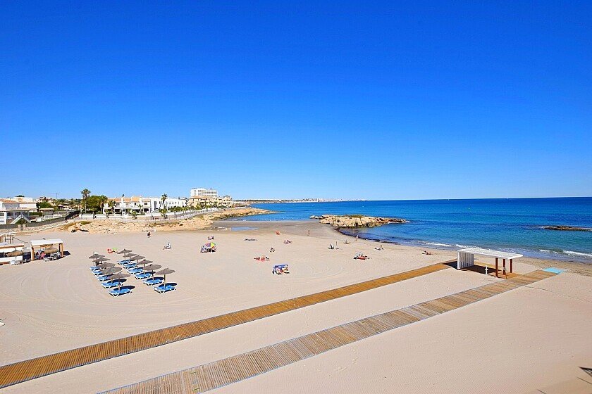 7 Bed Detached Villa in Cabo Roig in Cabo Roig, Detached Villa