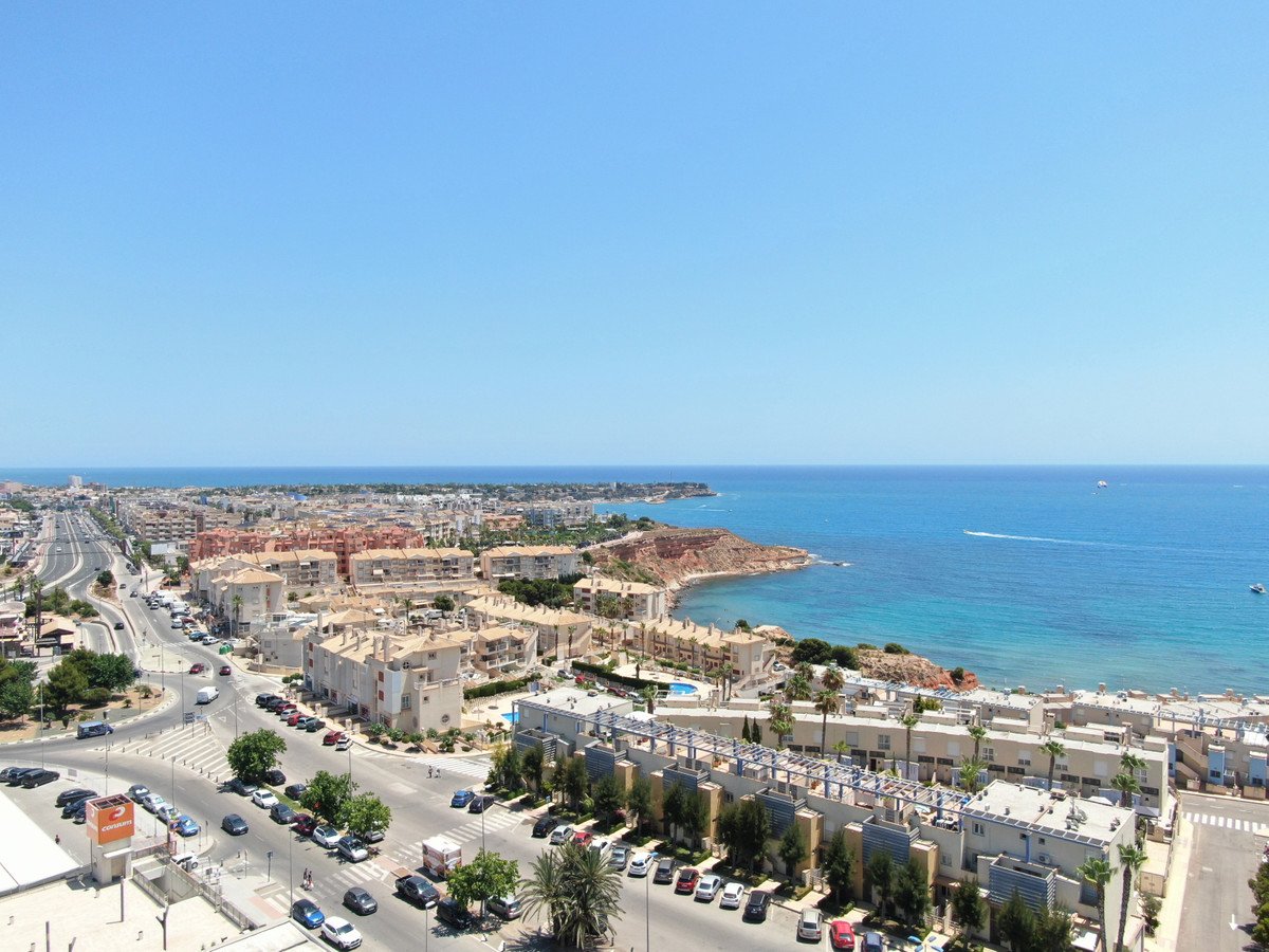4 Bed New Development in Dehesa de Campoamor in Dehesa de Campoamor, 