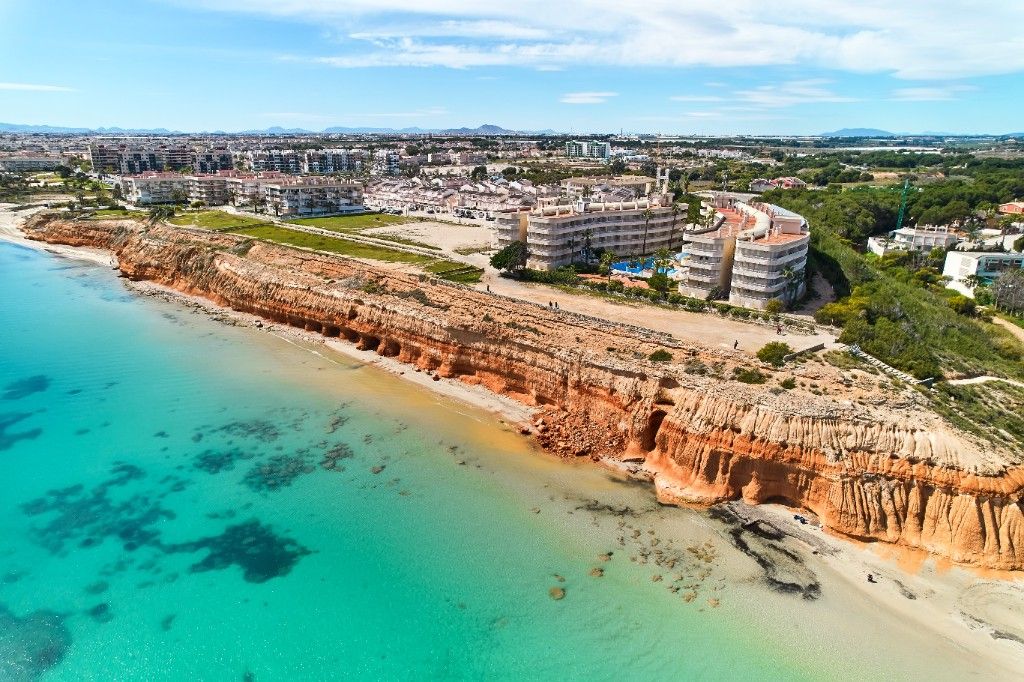 4 Bed فيلا مستقلة in Dehesa de Campoamor في Dehesa de Campoamor, فيلا منفصلة