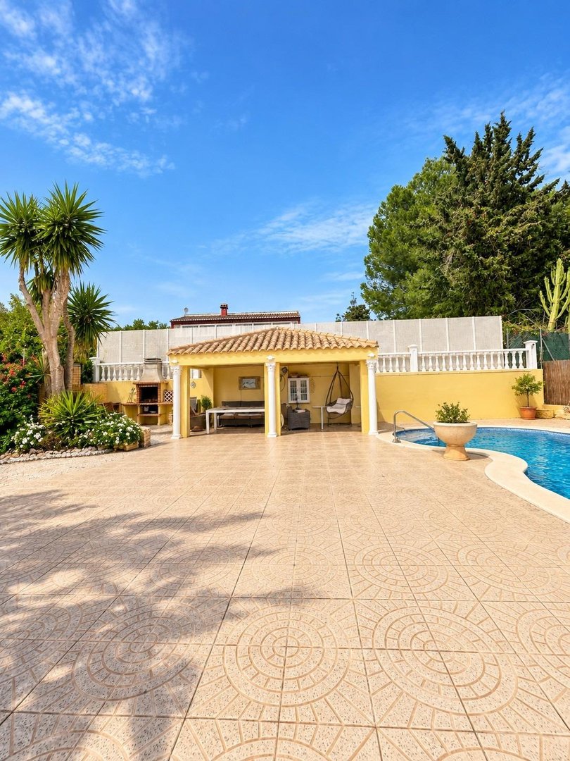 5 Bed Moradia isolada in Campoamor