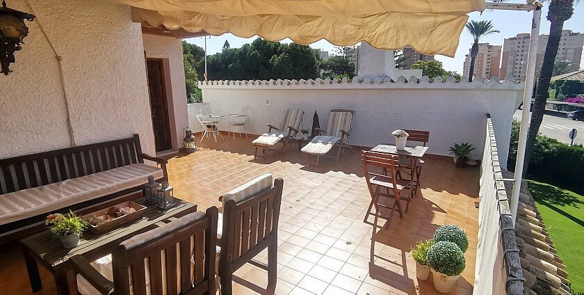 5 Bed Bungalow in Dehesa de Campoamor in Dehesa de Campoamor, Villa