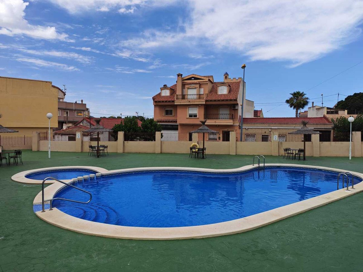 2 Bed Top Floor Apartment in Hurchillo in Hurchillo, Apartment