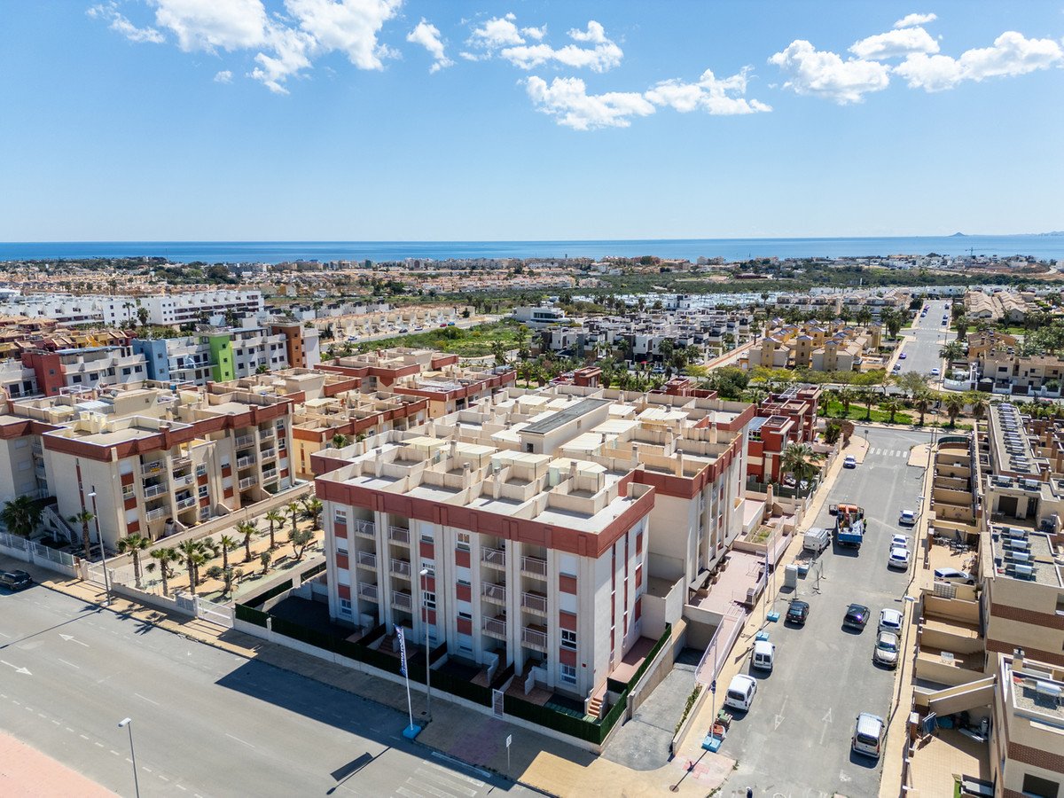 1 Bed Ground Floor Apartment in Cabo Roig in Cabo Roig, 
