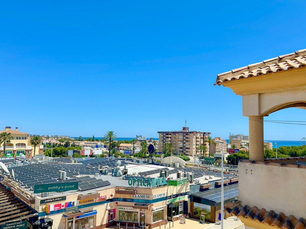 2 Bed Tussenverdieping Appartement in La Zenia in La Zenia, 