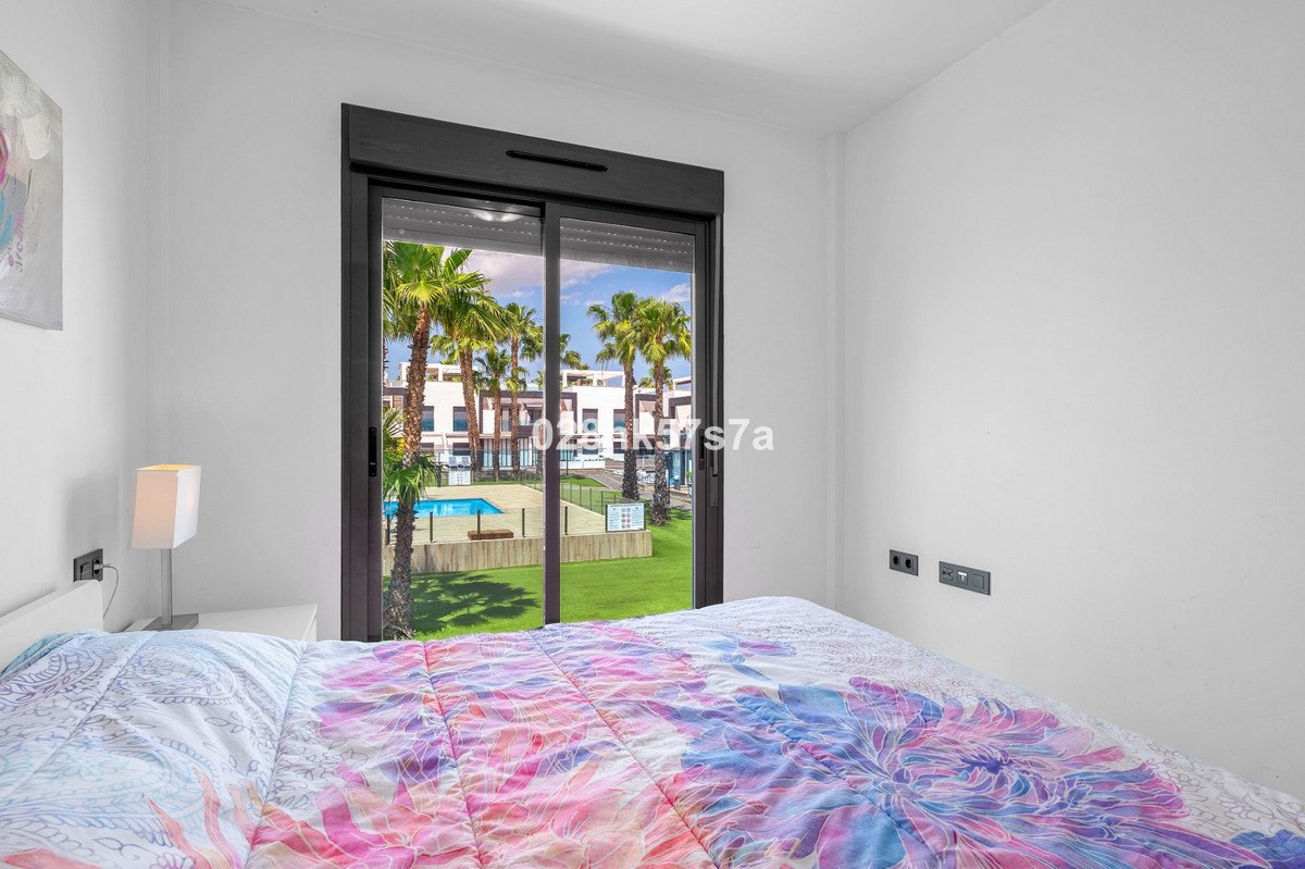 2 Bed Begane Grond Appartement in La Zenia in La Zenia, appartement