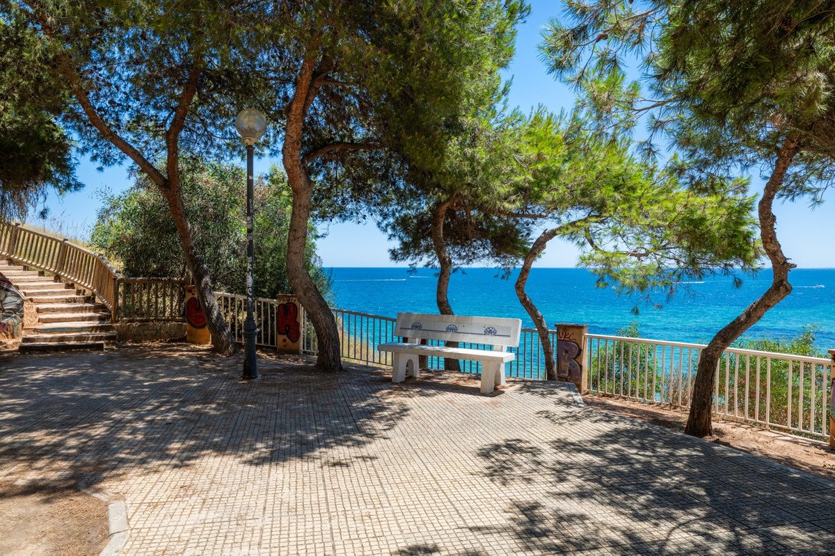 3 Bed Begane Grond Appartement in Cabo Roig in Cabo Roig, 