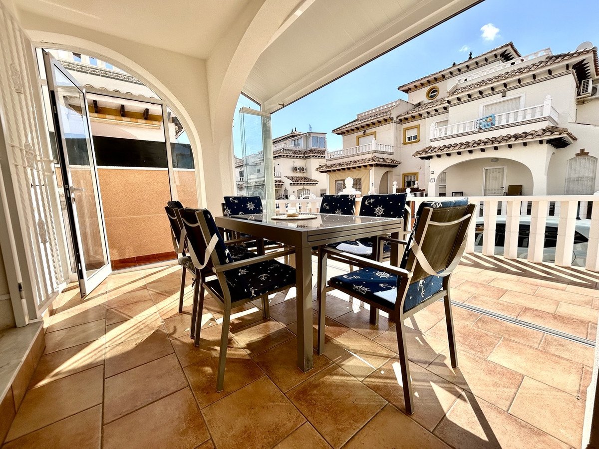 2 Bed Townhouse in Cabo Roig