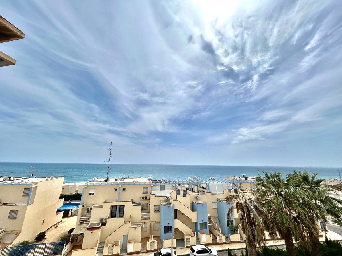 3 Bed Townhouse in Cabo Roig in Cabo Roig, 