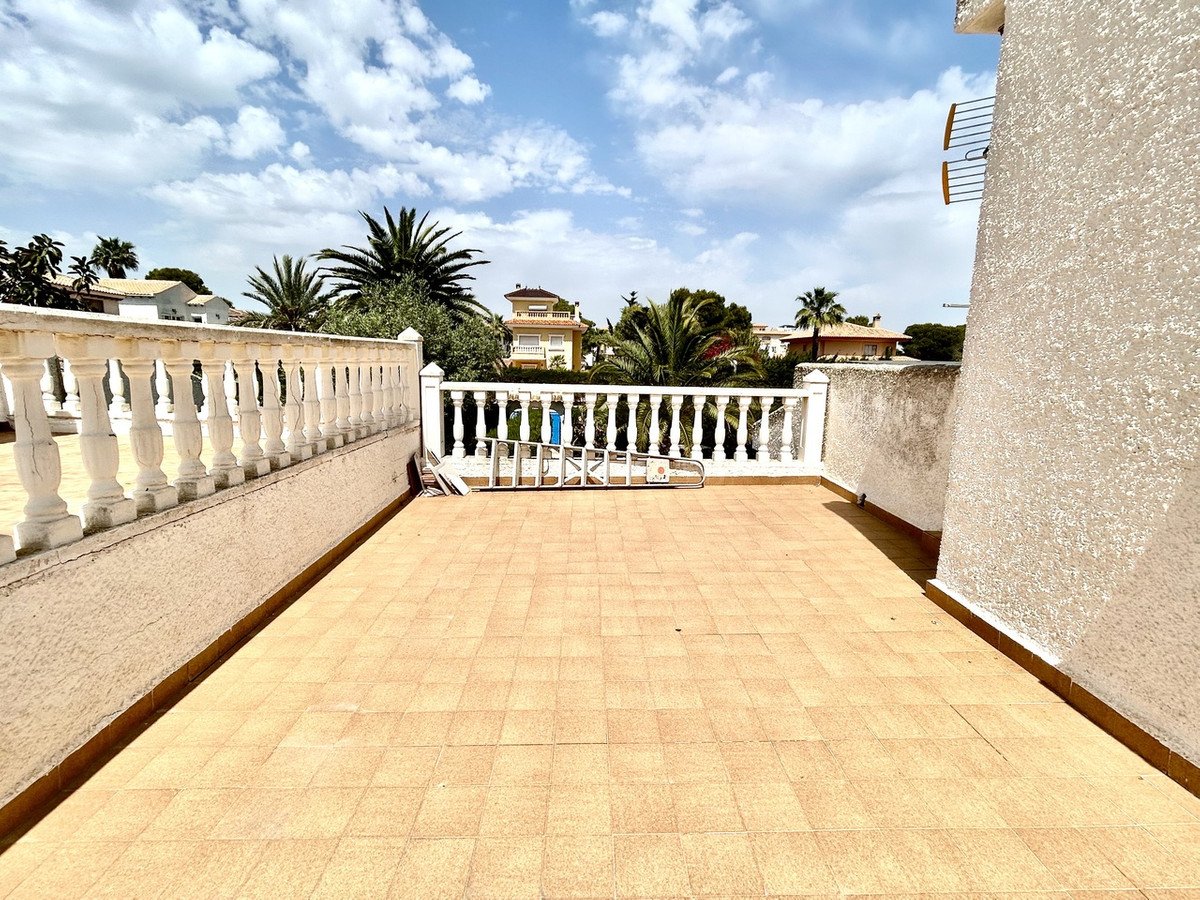 3 Bed Vrijstaande Villa in La Zenia in La Zenia, Vrijstaande Villa