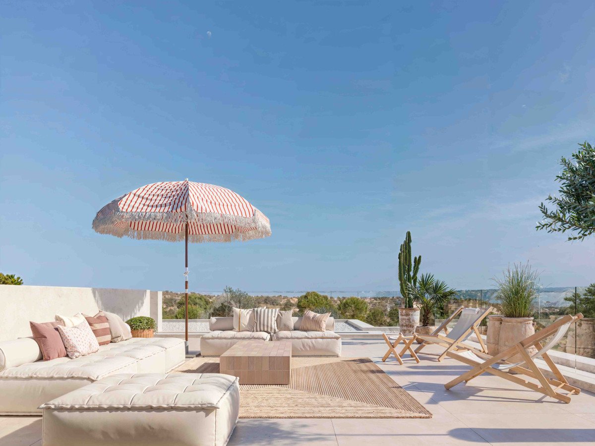 3 Bed New Development in Las Colinas Golf في Las Colinas Golf, فيلا