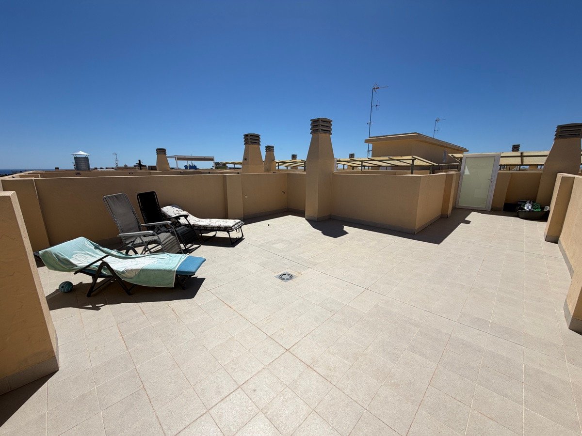2 Bed Ground Floor Apartment in Lomas de Cabo Roig