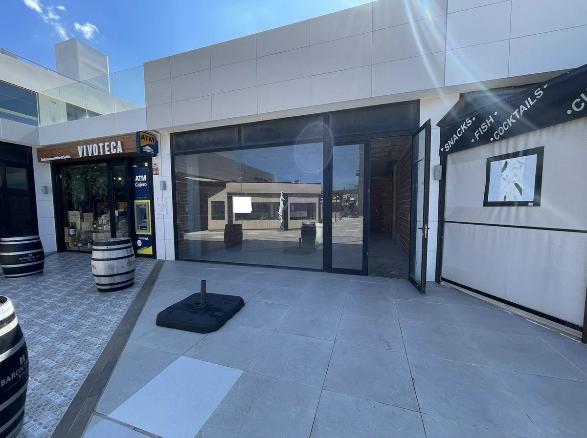 Commercial Premises in Lomas de Cabo Roig, 상업 공간