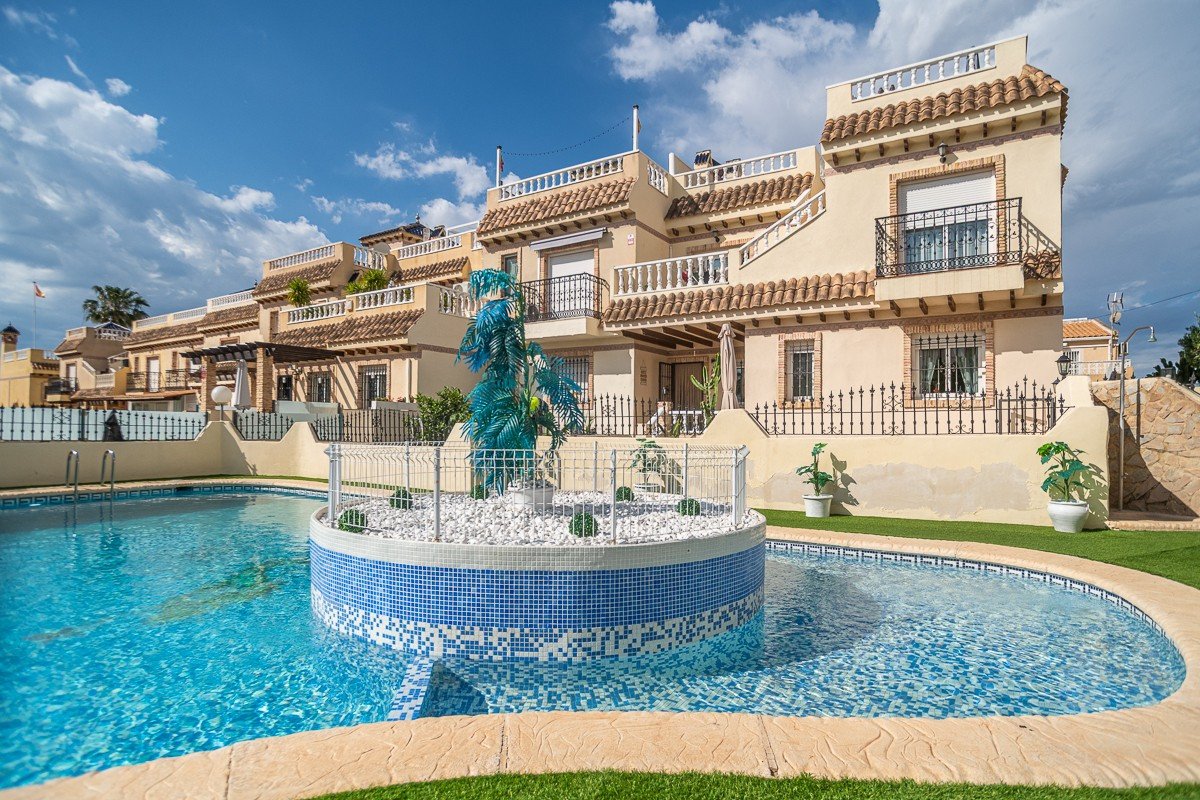 2 Bed Ground Floor Apartment in Orihuela Costa in Orihuela Costa, Apartment