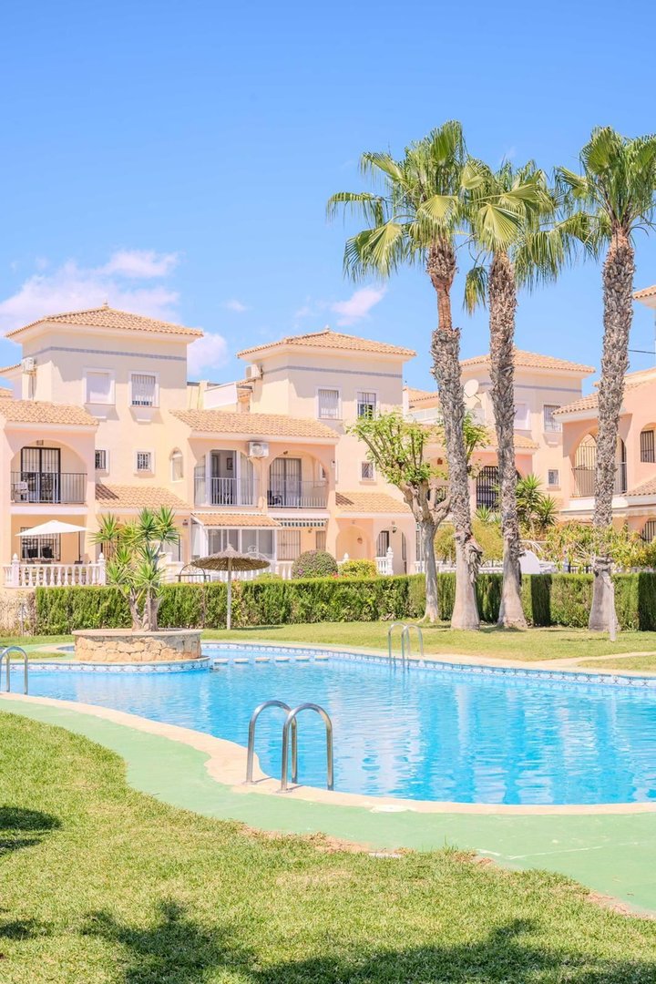 3 Bed Townhouse in Orihuela Costa in Orihuela Costa, Townhouse