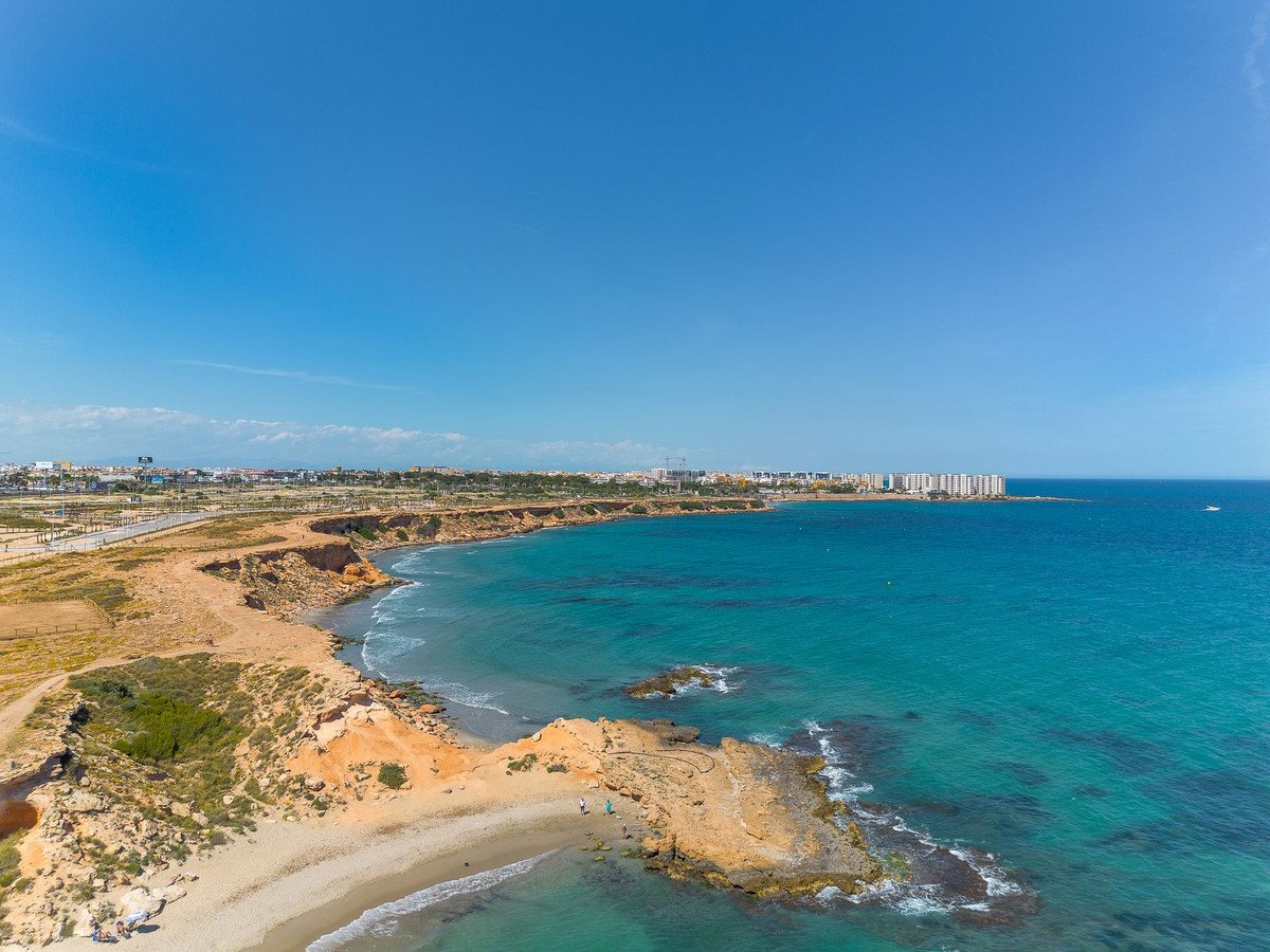 3 Bed Detached Villa in Orihuela Costa in Orihuela Costa, Detached Villa